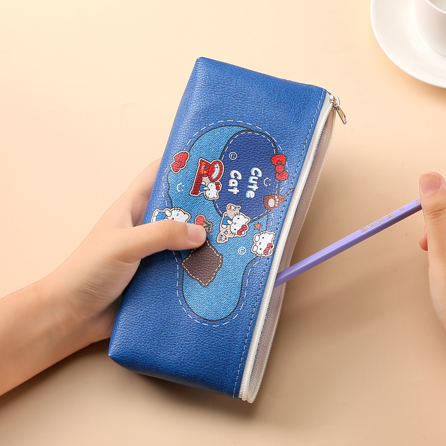 Korean-style creative cartoon square PU pen case, cute animal stationery bag, storage bag, student pencil case, LOGO printing Specification drawing