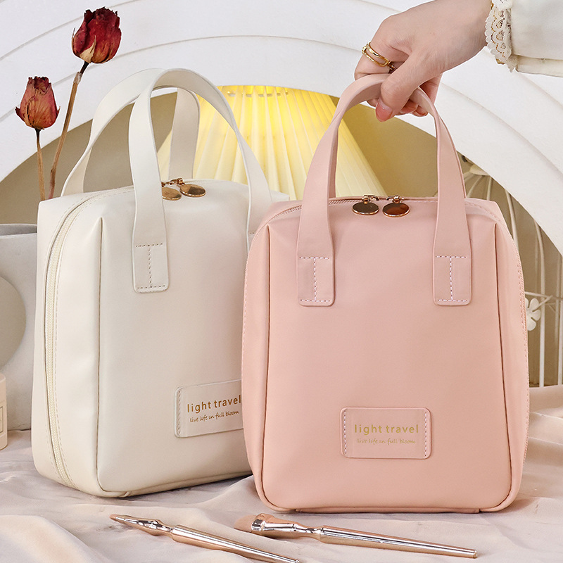 Cosmetics makeup bag, portable travel toiletries bag, storage bag, tagi hand-held makeup bag, large capacity, high appearance level Specification drawing