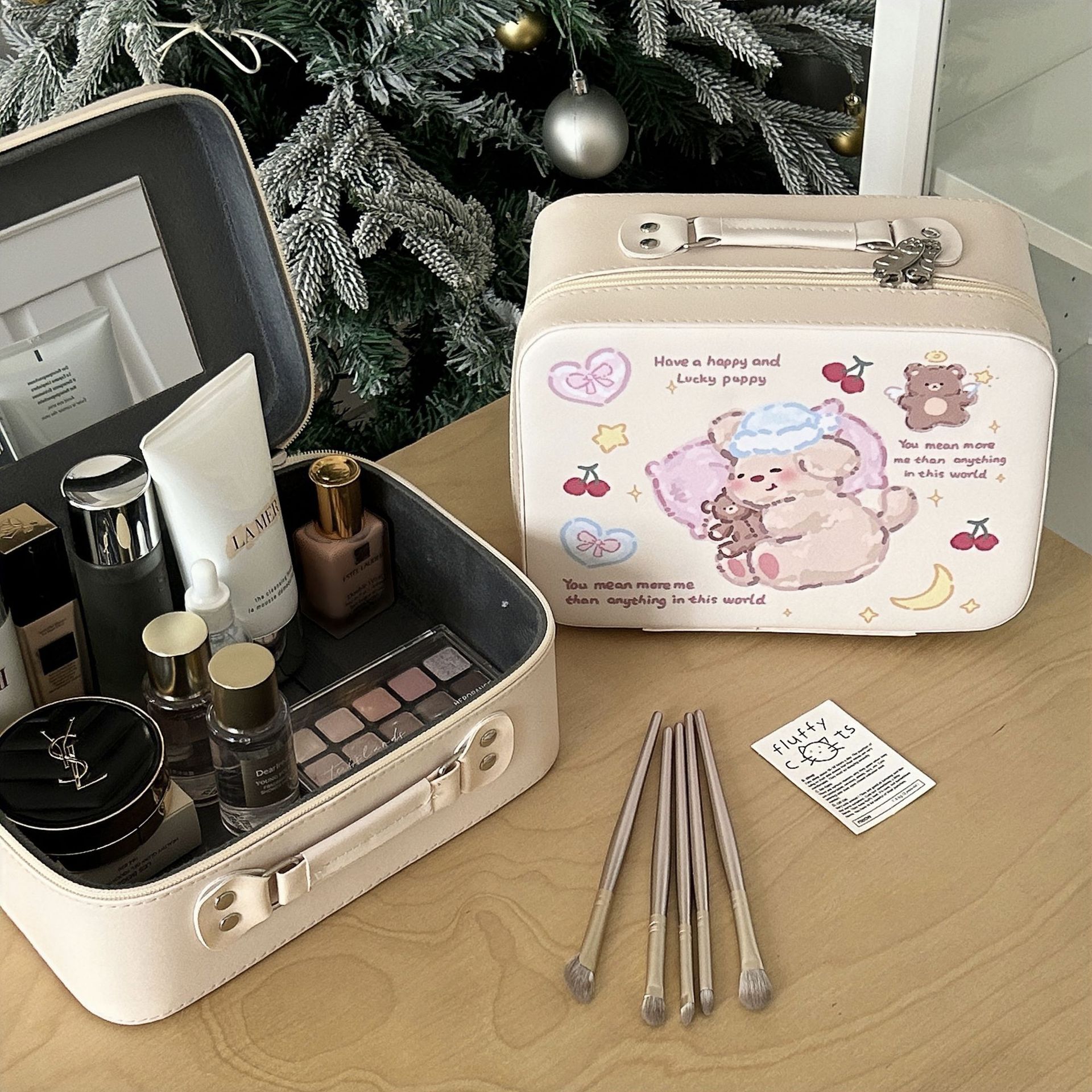 High appearance level cartoon makeup box, portable large-capacity skin care product organization and storage box, pu leather storage suitcase Application Scenario