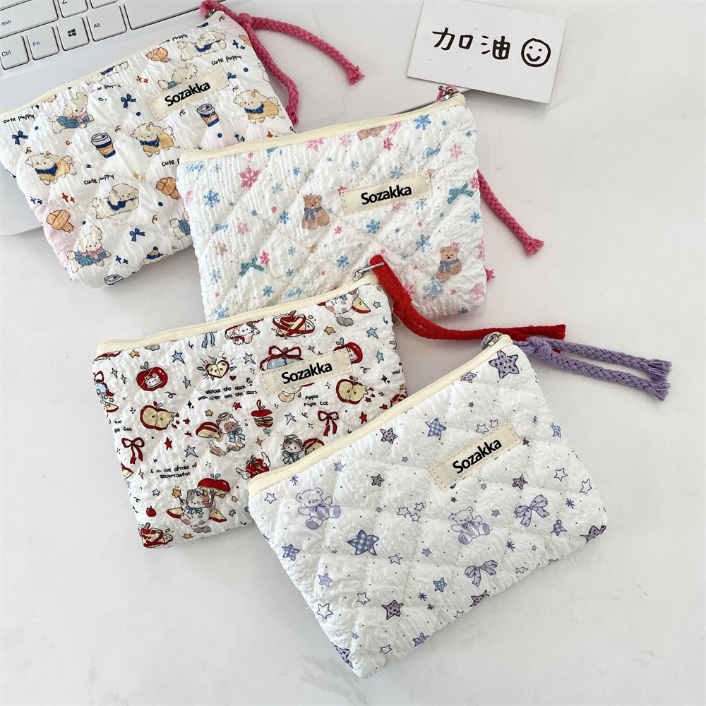 5425 Quilted floral interlaced cotton portable storage bag, soft and fluffy coin purse opening, red envelopes, cosmetics and sundries storage Specification drawing
