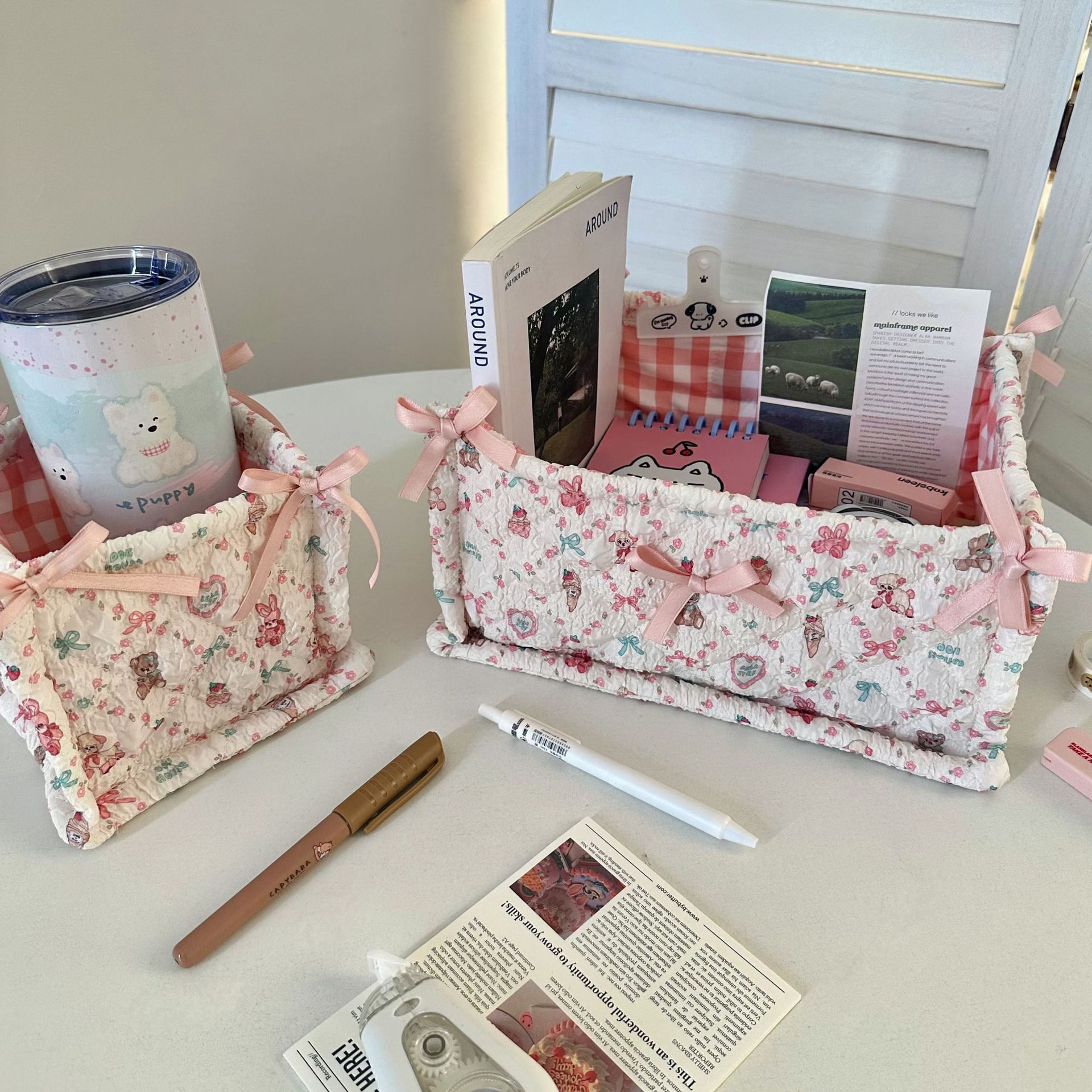 High-appearance-level desktop storage basket, ins cute snack and sundries storage basket, storage box, cosmetic and skincare product organizing bag Application Scenario