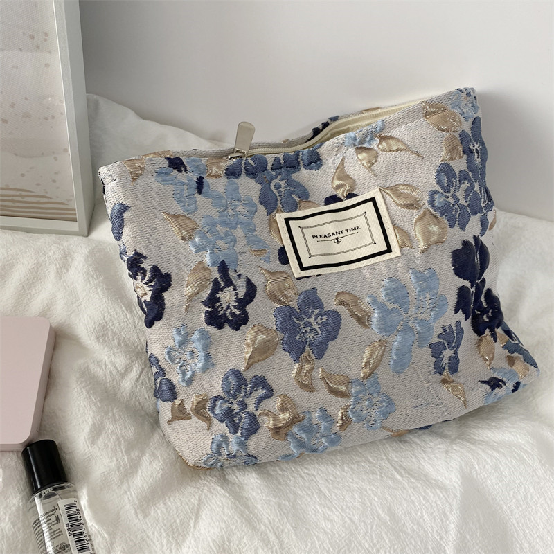 18241 French embossed flower cosmetic bag, simple large-capacity portable handbag, casual mobile phone, walking clutch Specification drawing
