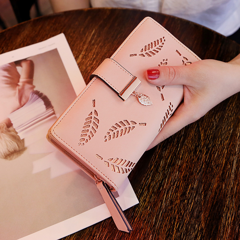 2018 New style women's wallet: Sweet and ladylike PU leather horizontal zipper women's mid-length hollowed-out leaf coin purse Specification drawing