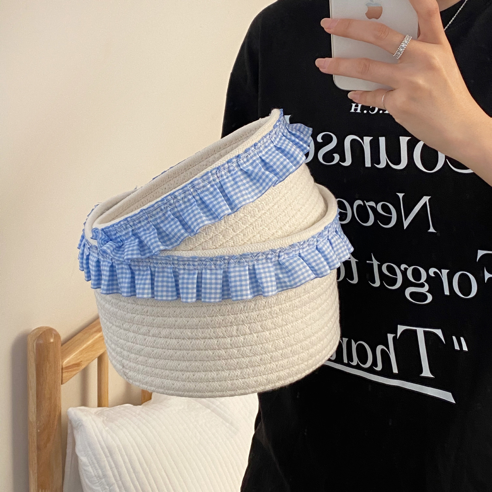 Sea salt blue lace cotton thread basket, hand-woven desktop, cosmetics and sundries storage basket, high appearance level women's storage basket details Picture