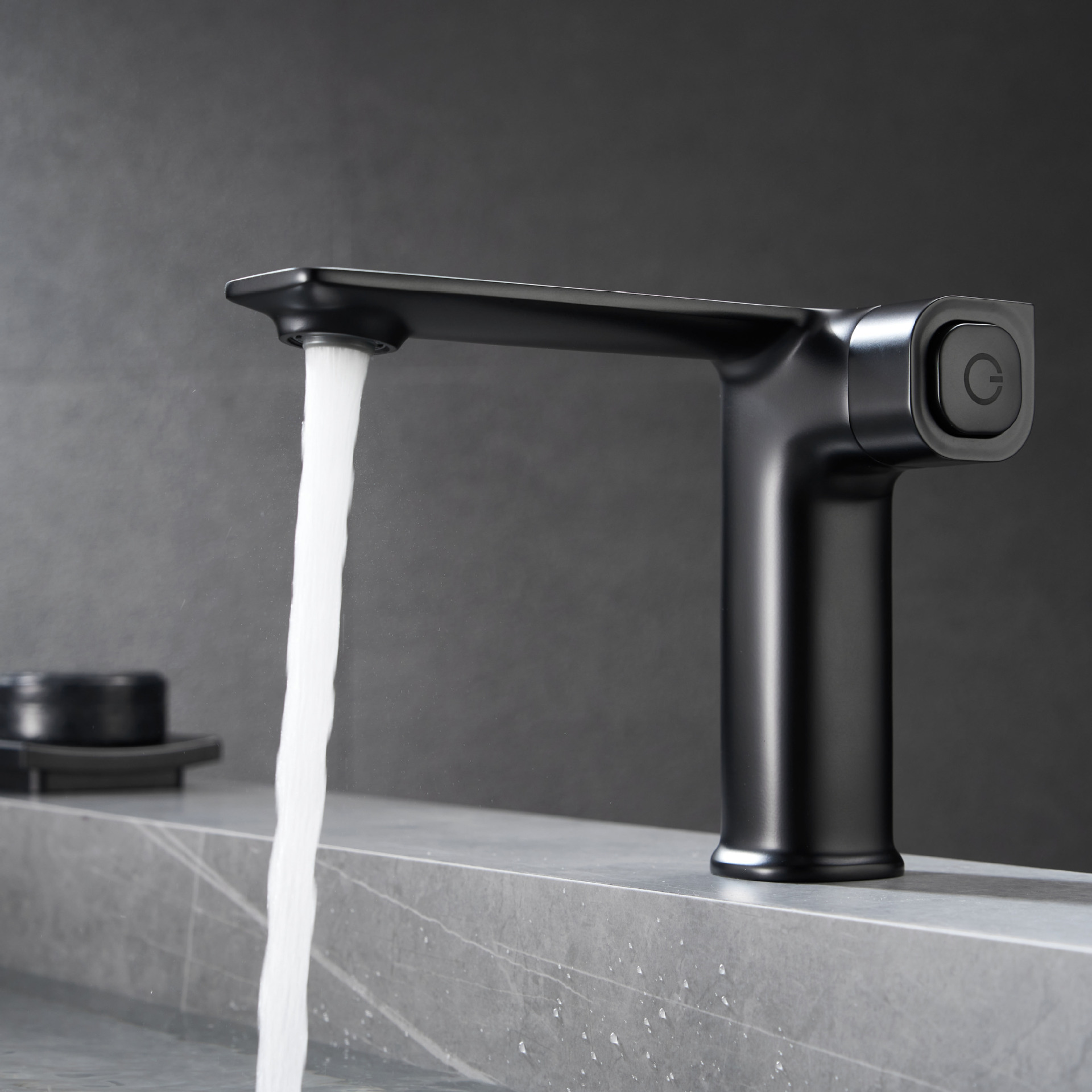 Cross-border piano hot and cold washbasin faucet, light luxury gray low square copper bathroom counter, single-hole hot and cold washbasin under the washbasin Specification drawing
