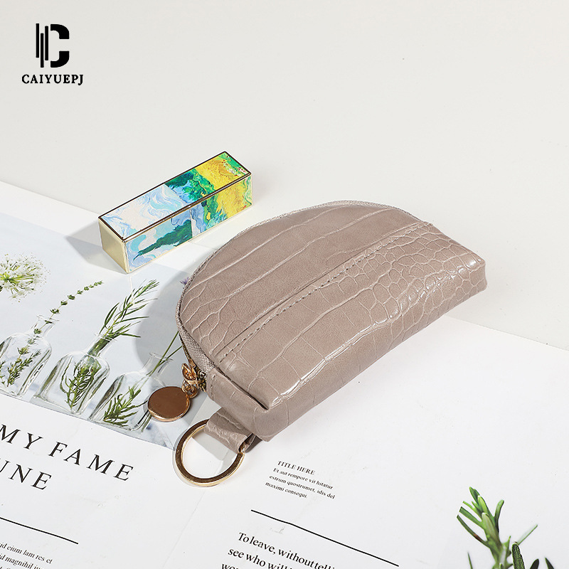 Cross-border crocodile-patterned cosmetic bag, storage bag, ladies' semi-round coin purse, red envelope, fashionable wallet, key case details Picture