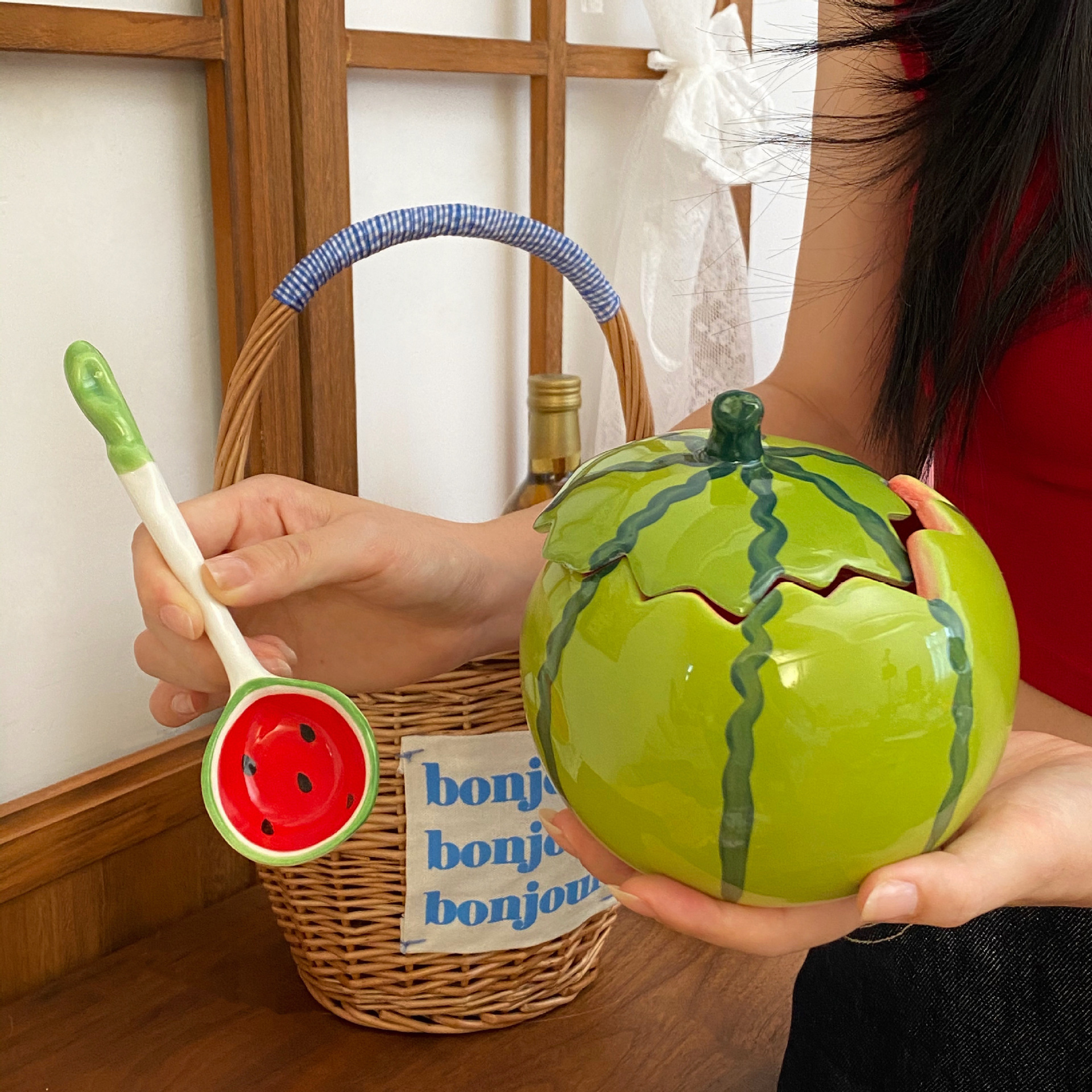 Cute ceramic, funny watermelon bowl, high appearance level, ins summer covered household tableware set, yogurt bowl, salad bowl Specification drawing