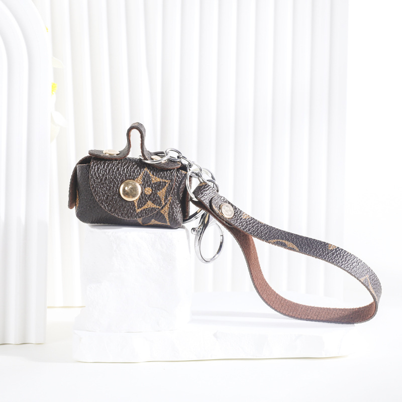 Monogram pendant, key card case, cute mini leather bag, coin purse, earphone case, storage bag, key case, for women Specification drawing