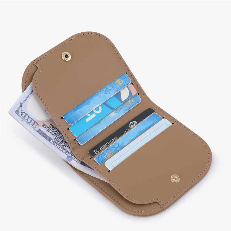New semi-round mini women's cute, simple and small wallet with multiple slots, solid color, versatile short coin purse and portable bag Application Scenario