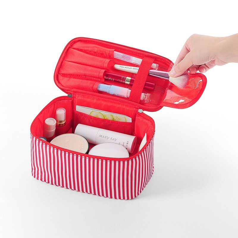 New simple striped makeup bag, hand-held cosmetics storage bag, travel portable large-capacity square toiletry bag Application Scenario