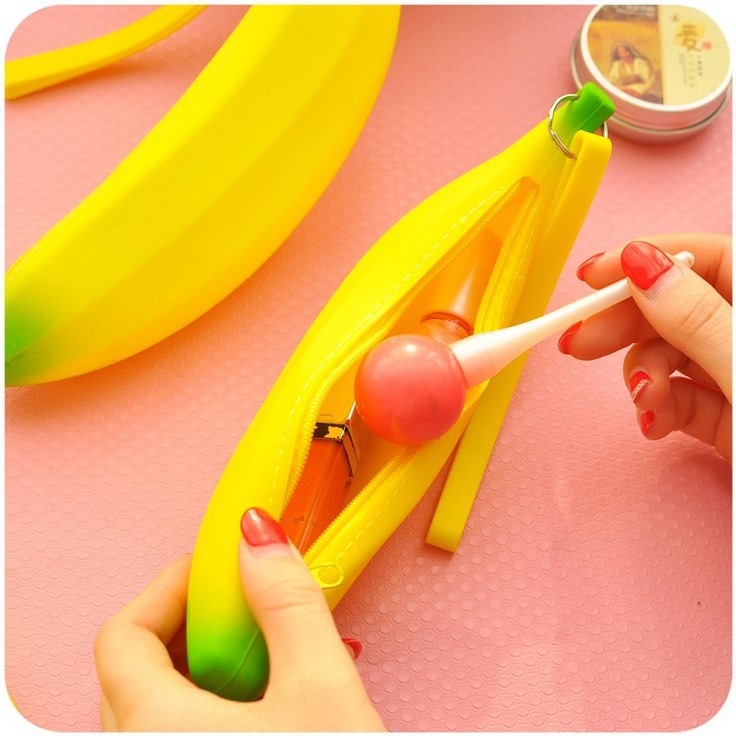 Creative zipper cute mini silicone coin purse, Korean version female student banana hand-held coin purse, money bag details Picture