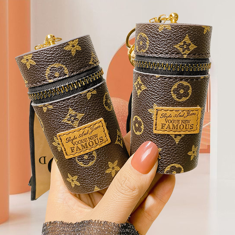 Mini lipstick makeup bag with retro print on Instagram for women, 2024 new style small earphone key pendant bag details Picture