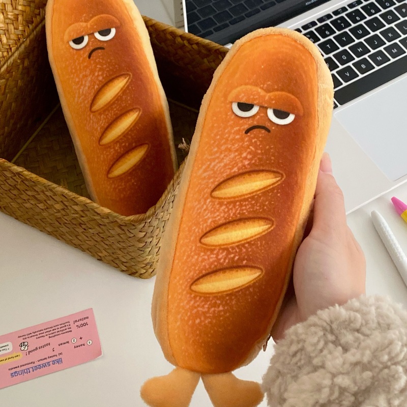 New INS-style Japanese-style bread pen case, cute plush stationery box for junior high school students, and large-capacity pencil case for girls Application Scenario