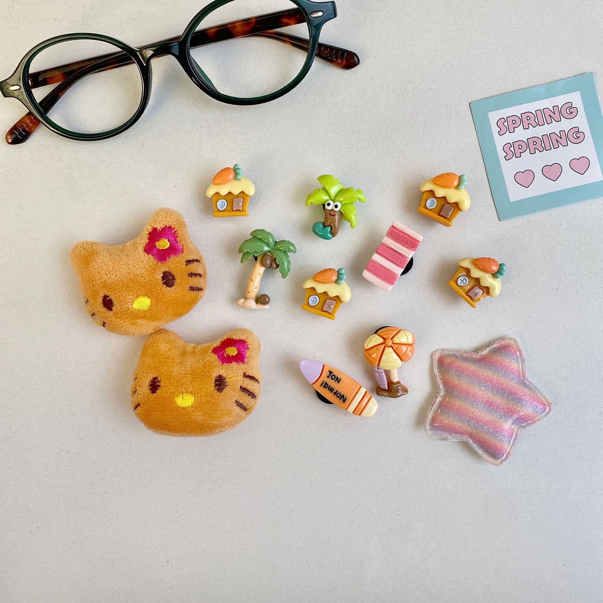 Summer versatile Crocs accessories: DIY shoe buckles, cartoon three-dimensional high-end look, detachable slipper decorative clips Specification drawing