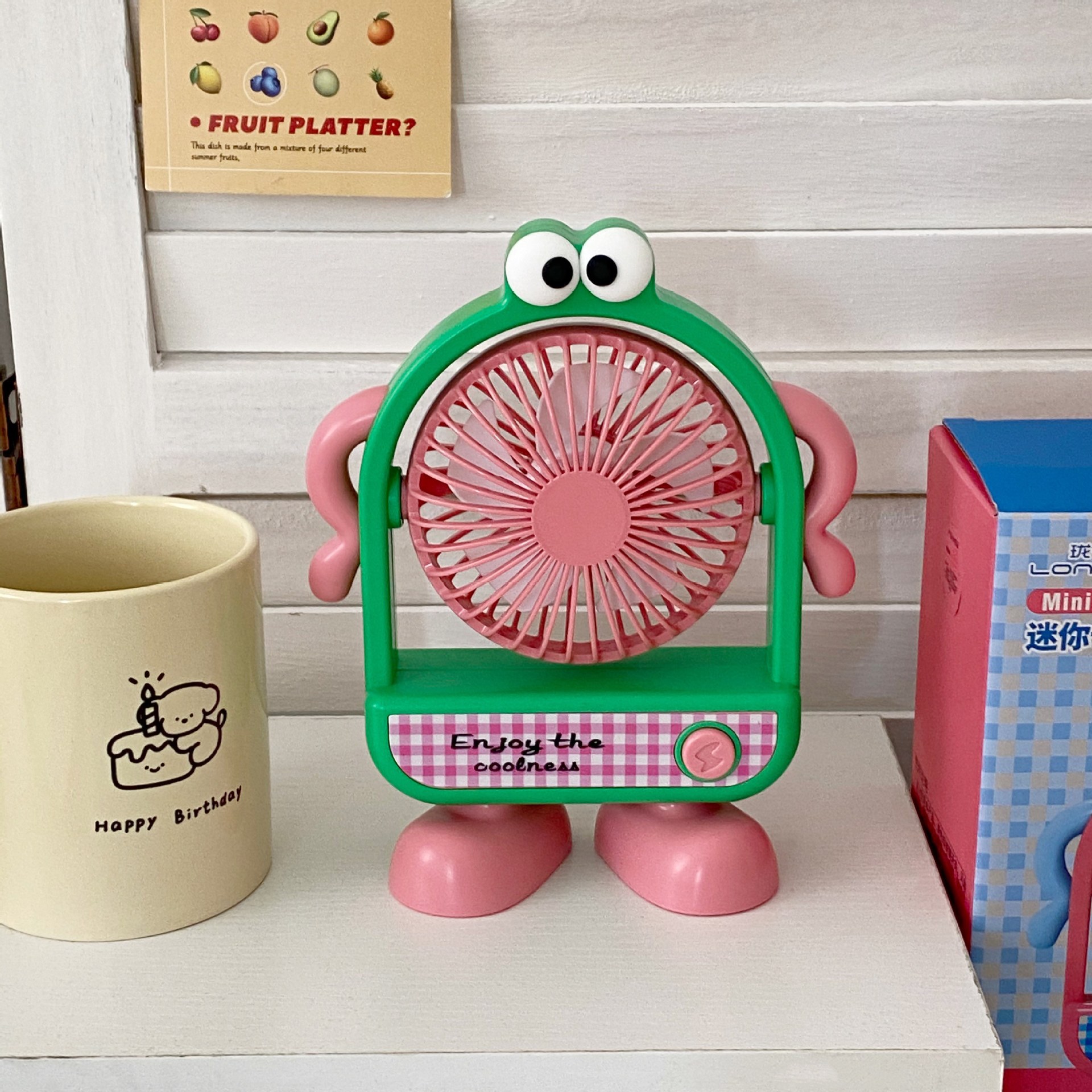 Summer Dopamine Monster Fan desk Children's silent desktop small office desk cooling Mini fan Specification drawing