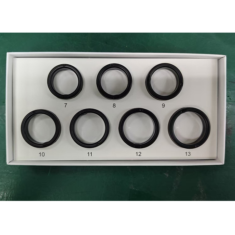 R series /RS series smart ring accessories, finger mold charging case, USB cable, charging cable, packaging box, smart ring full figure