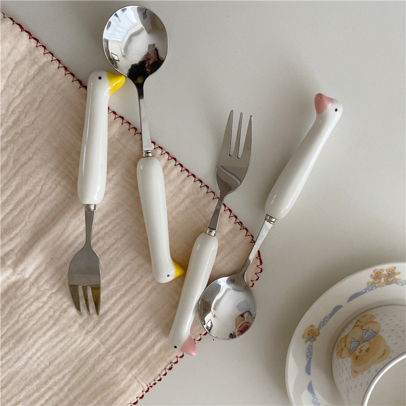Cute cartoon duck spoon and fork tableware set, portable and creative children's home use, high appearance level ceramic spoon Item Picture