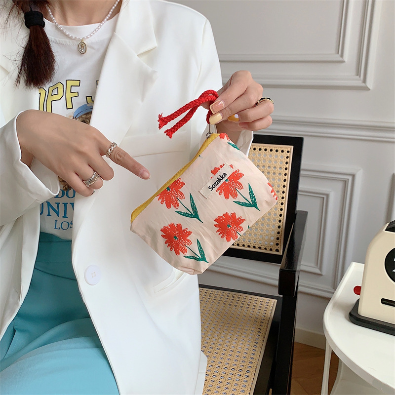 34224 Japanese-style color-blocking rope mouth red envelope women's makeup bag, portable and carry-on coin purse, washbasin storage bag details Picture