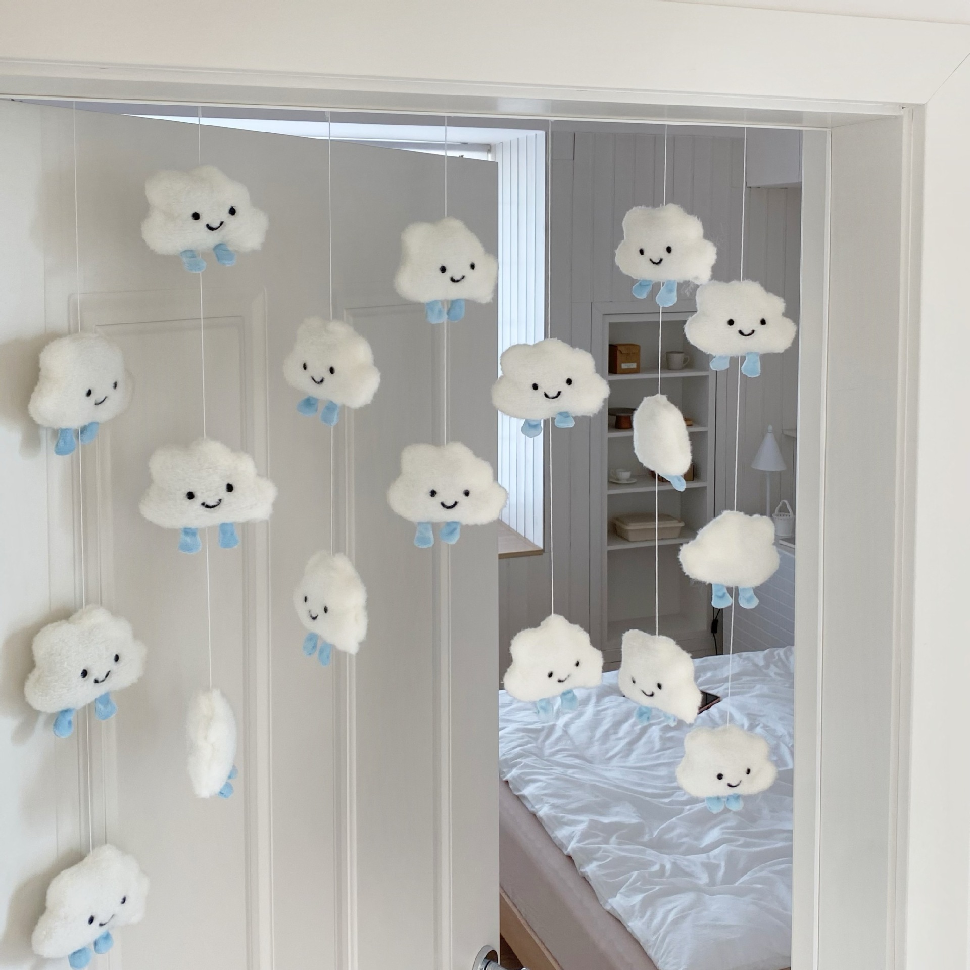 Cute plush cloud door curtain, children's door decoration, high appearance level, hanging curtain, wall decoration, no need for drilling, three-dimensional door stickers full figure