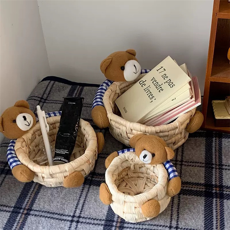 Ins-style bear hug storage basket, handcrafted straw woven student desk office straw woven miscellaneous items lipstick storage basket Specification drawing