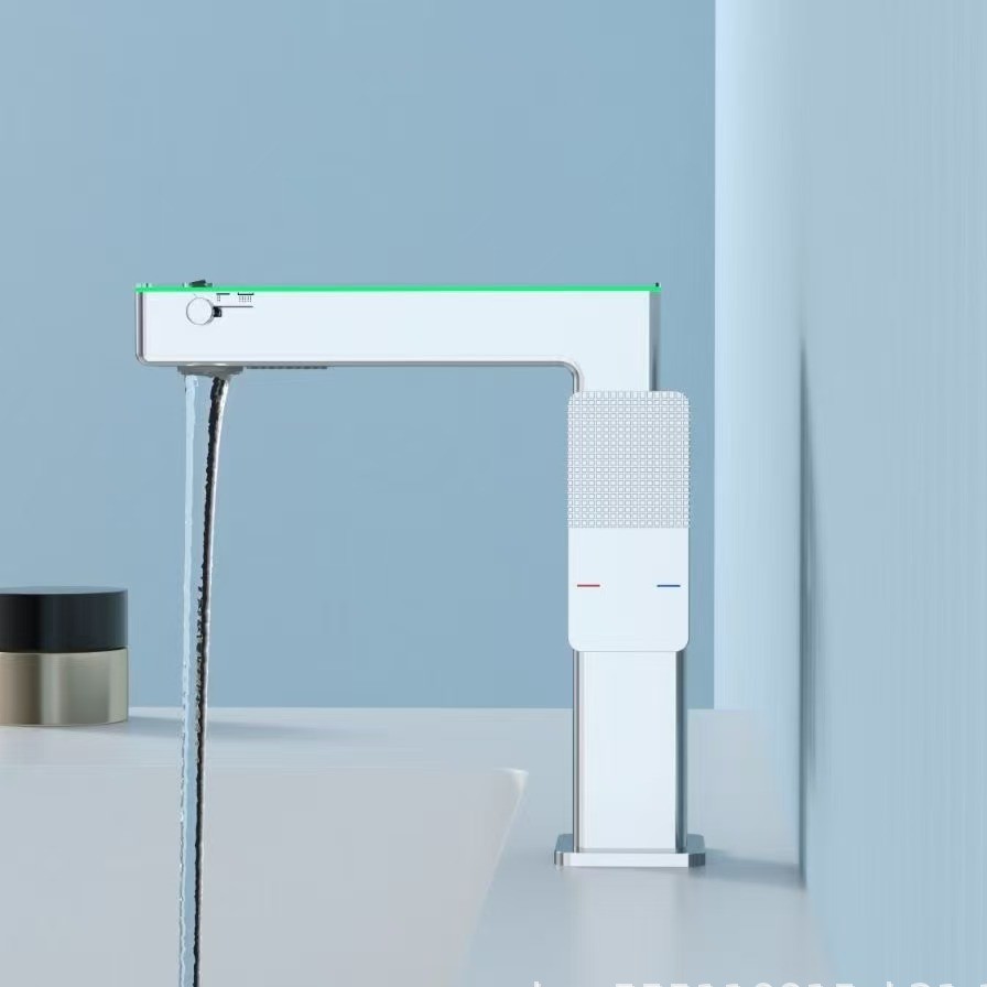 All-copper washbasin faucet in the bathroom, rotating cold and hot water washbasin, countertop basin, digital display mouthwash faucet in the bathroom Application Scenario