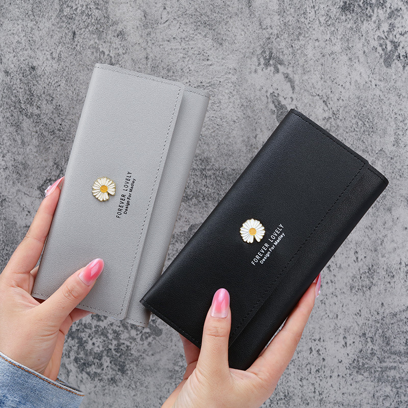2021 Korean version new wallet for women, long zipper, large capacity, simple Daisy, versatile clutch, mobile phone case full figure
