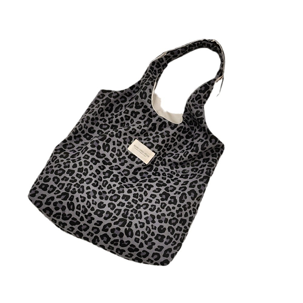 410272 ins Retro leopard Print bag for Women, 2024 canvas vest bag, new commuter hand-held underarm bag Item Picture