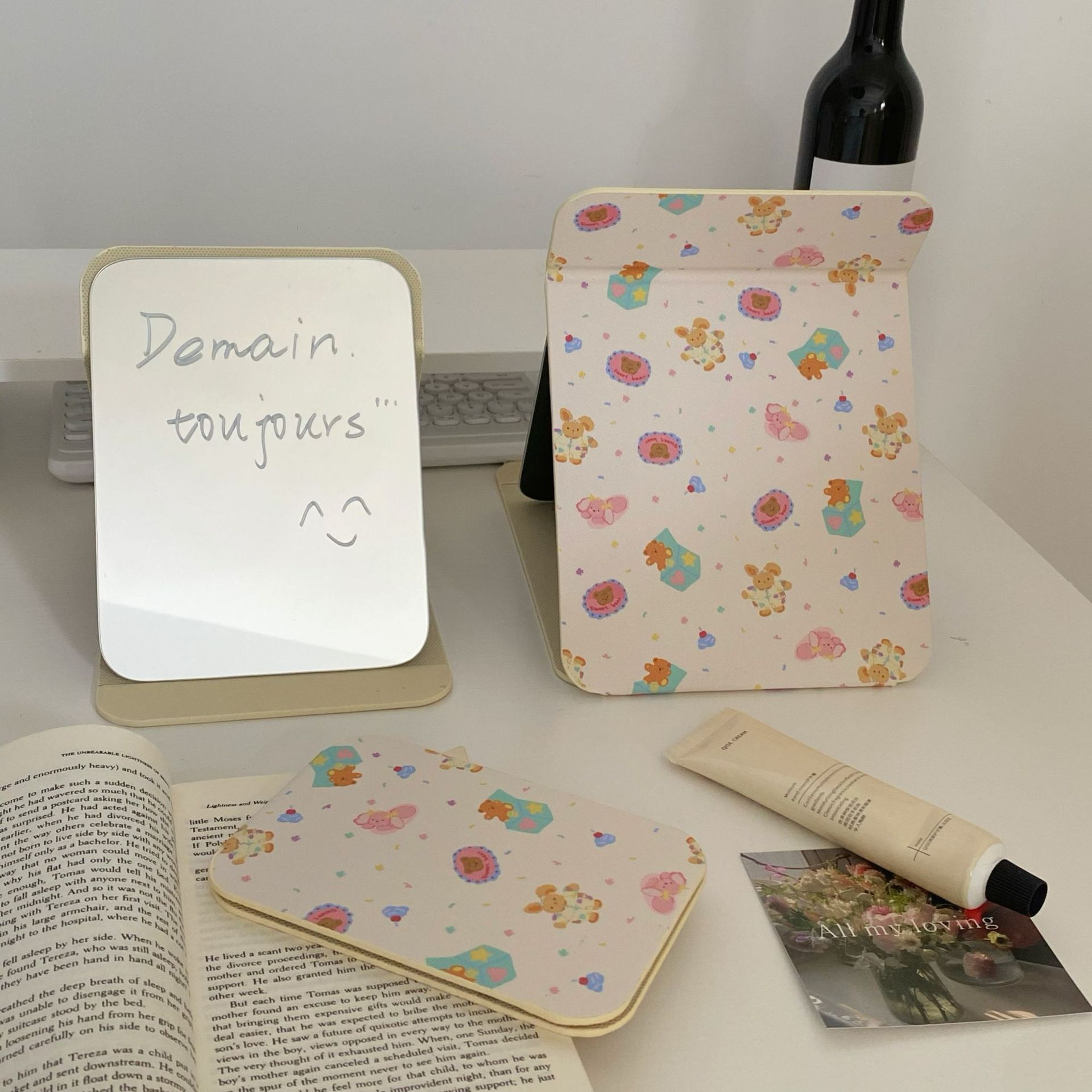Cartoon rabbit folding mirror, Ins-style student dormitory home makeup mirror, table-style dressing mirror, portable mirror for girls full figure
