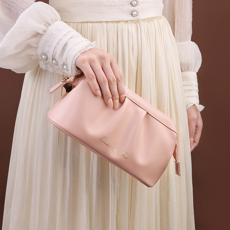 A high-appearancy-level best-selling pleated makeup bag with a sense of luxury, paired with a grab bag for dinner, lipstick and powder compacts, and a portable storage bag Specification drawing