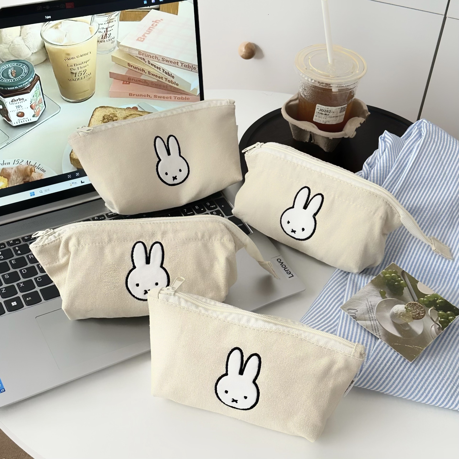 Cute rabbit canvas pen case ins large-capacity simple and dirt-resistant pencil case and stationery bag storage bag for primary and secondary school students details Picture