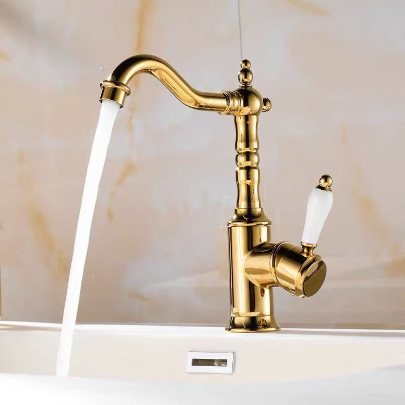 Full copper and gold French faucet collection, washbasin, washing machine, spray gun set, hot and cold kitchen water purifier faucet Application Scenario