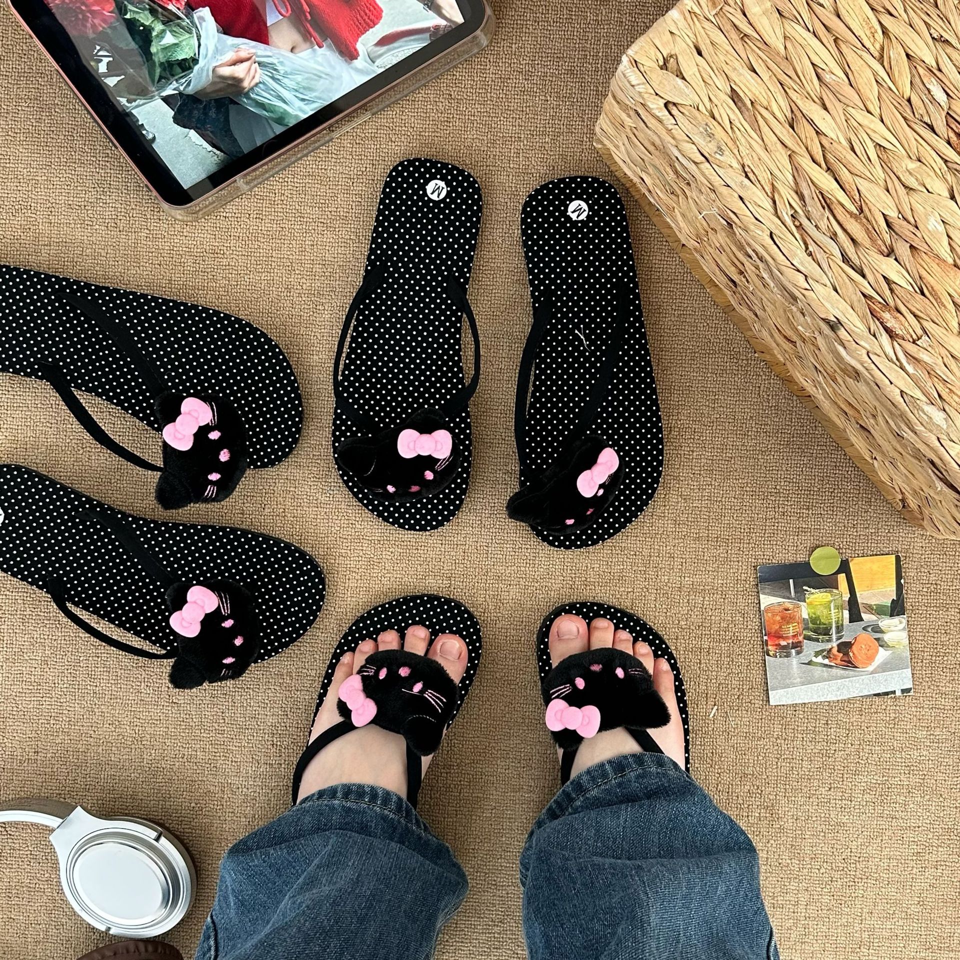 Cartoon herd-shaped slippers for women, soft soles, versatile, height-increasing polka dot thick-soled slippers, beach slippers Specification drawing