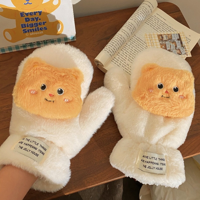 Cute butter little figure gloves for women, winter fleece warmth, versatile and fluffy cycling gloves for cold and wind protection Application Scenario