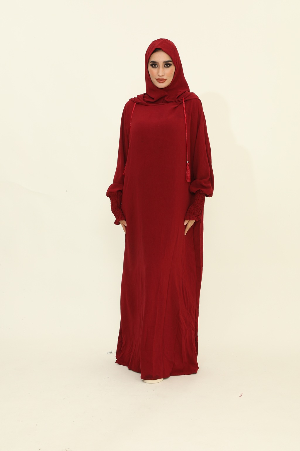 Aliexpress TEMU large size ice silk crumpled chiffon fabric breathable solid color double hat women's prayer robe, large robe abaya long robe Women's hooded Muslim