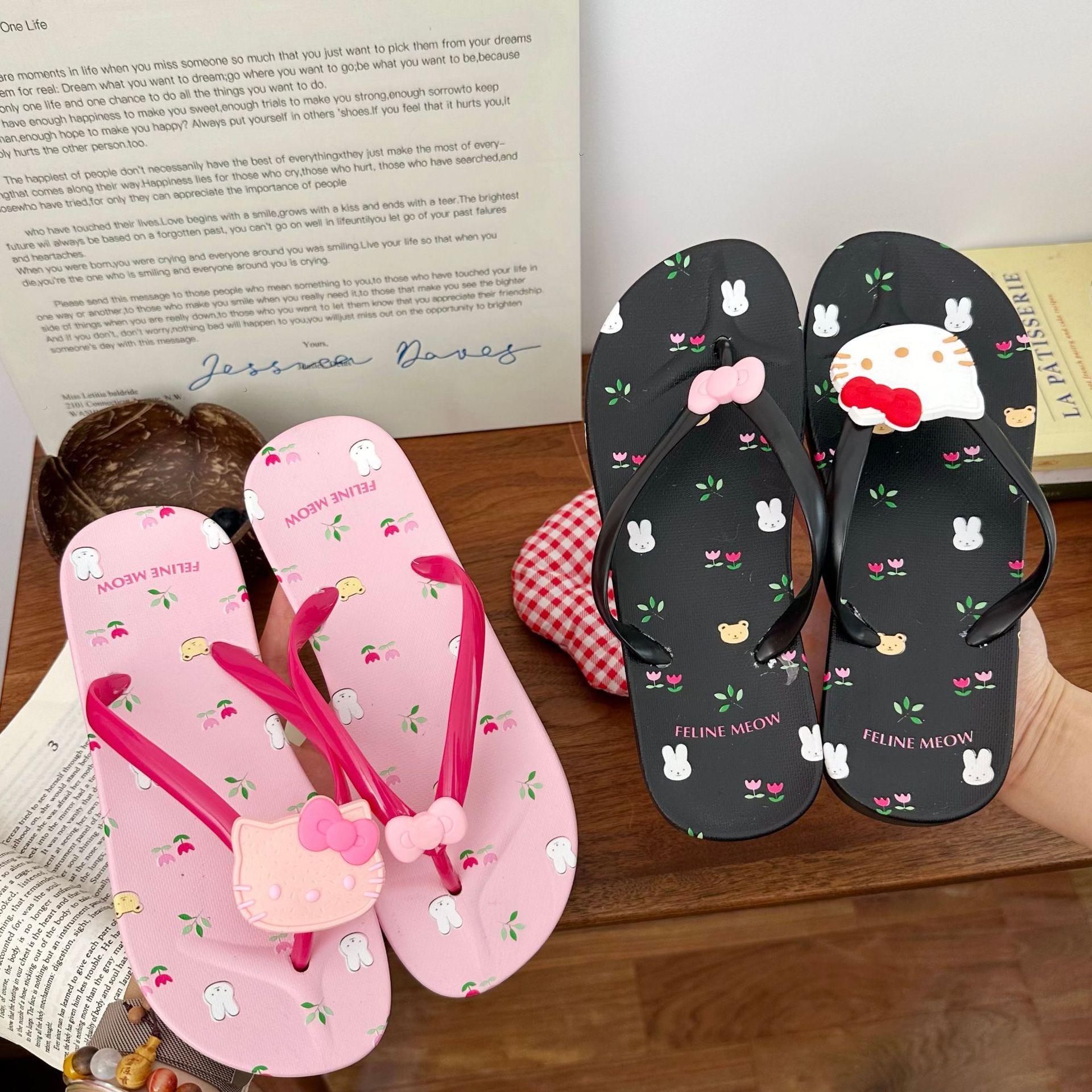 Bow cat-printed herringbone slippers for women, sweet summer style beach slippers, flip-flops, and flat shoes for outerwear full figure
