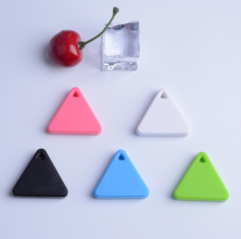 Manufacturer's in-stock cross-border triangular mobile phone tracking finder, keychain, two-way alarm, Bluetooth anti-loss device Application Scenario
