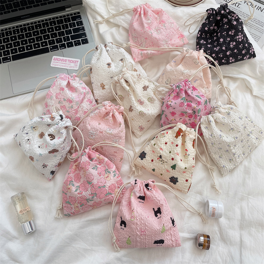 48151 Pocket Cute bear cartoon drawstring miscellaneous storage bag Dust-proof portable organization multi-functional cloth bag full figure