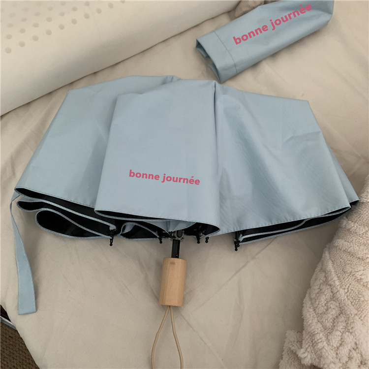Homemade ins sea salt blue black rubber sun umbrella, fresh French umbrella, three-fold portable umbrella, UV protection Application Scenario