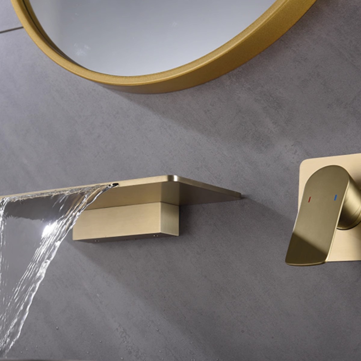 The hotel bathroom features built-in cold and hot water faucets, concealed built-in waterfall water outlet walls, and wall-mounted drainage bathtubs all made of copper Application Scenario