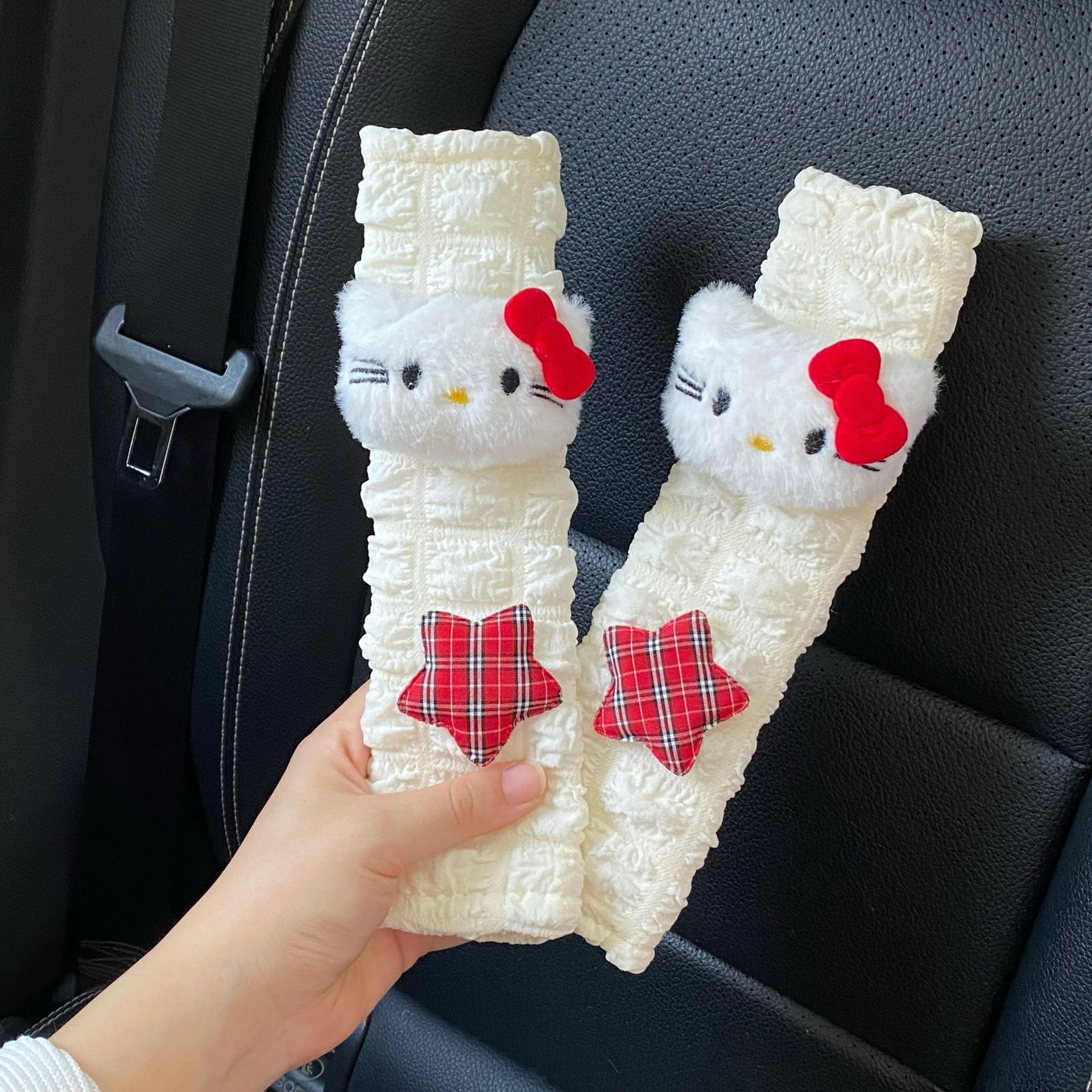 Cartoon five-pointed star cat seat belt shoulder Guard 2025 New style female car interior shoulder anti-strangling neck protection cover details Picture