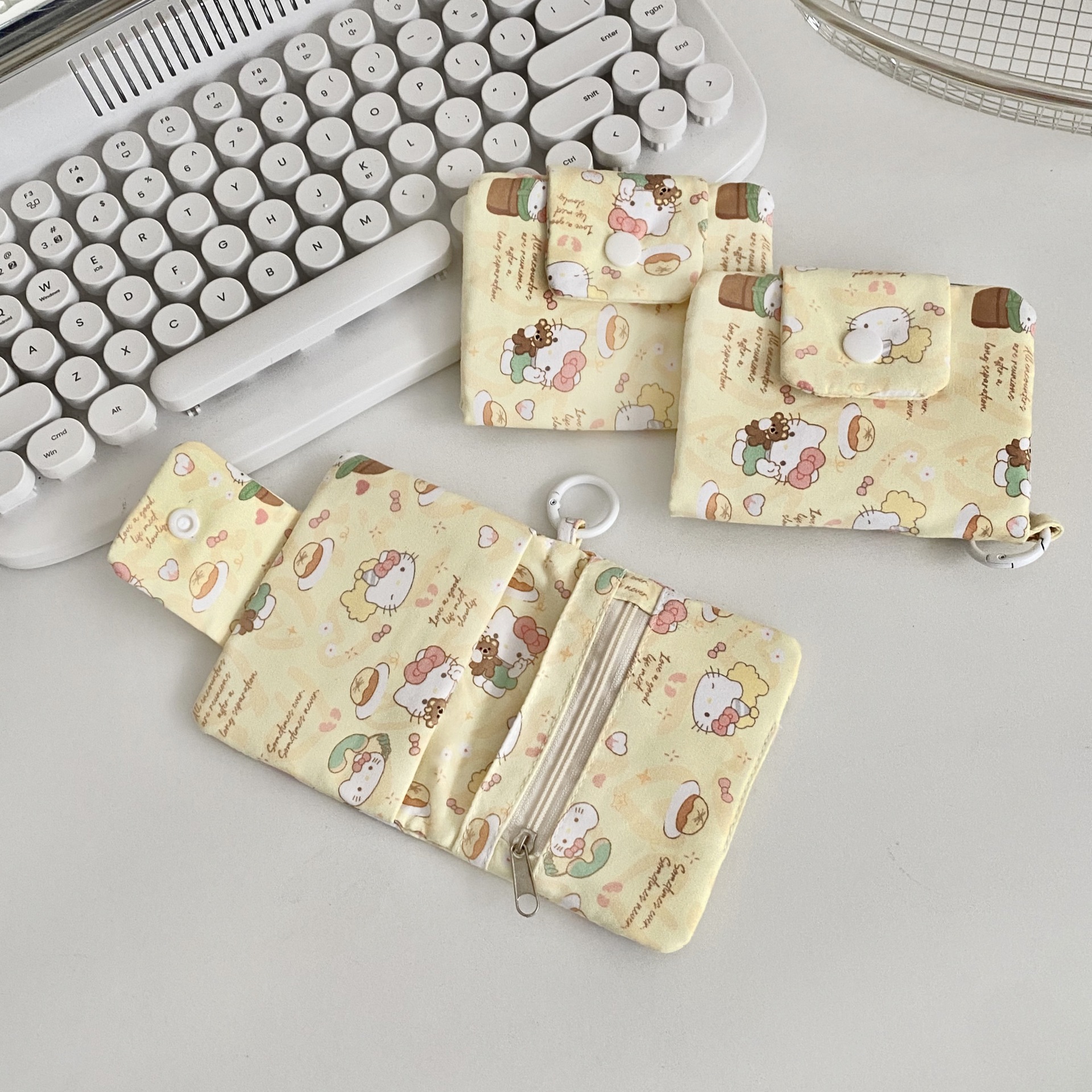 New cute cat card case, multi-layer coin purse, canvas earphone case, portable bag, multi-functional storage card case and pendant full figure