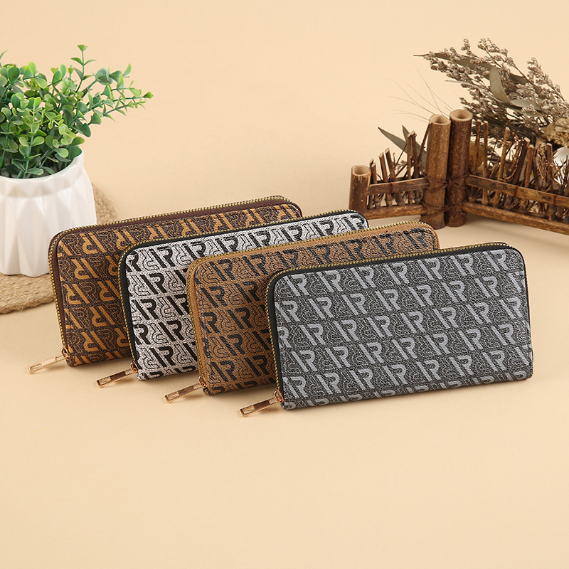 Lao Hua PU eco-friendly material wallet, ladies' clutch bag, storage bag, mobile phone bag, long multi-purpose wallet Application Scenario