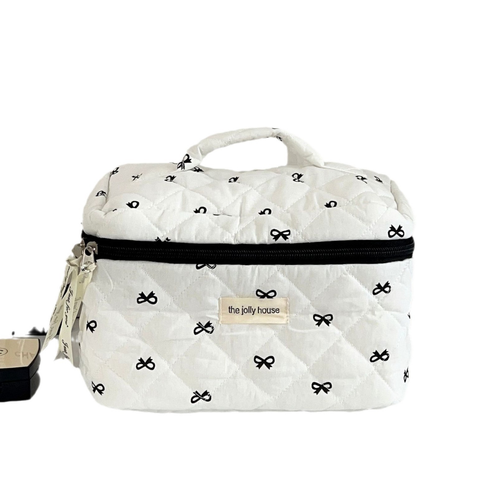 ins Black bow makeup bag for women, portable large-capacity travel cosmetics, hand-held toiletry and storage bag Item Picture