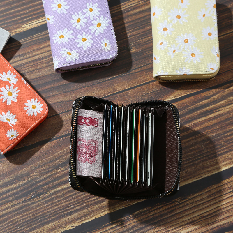 Factory direct sales women's new style small Daisy, fresh, fashionable and sweet accordion card bag with zipper printing and multiple slots details Picture