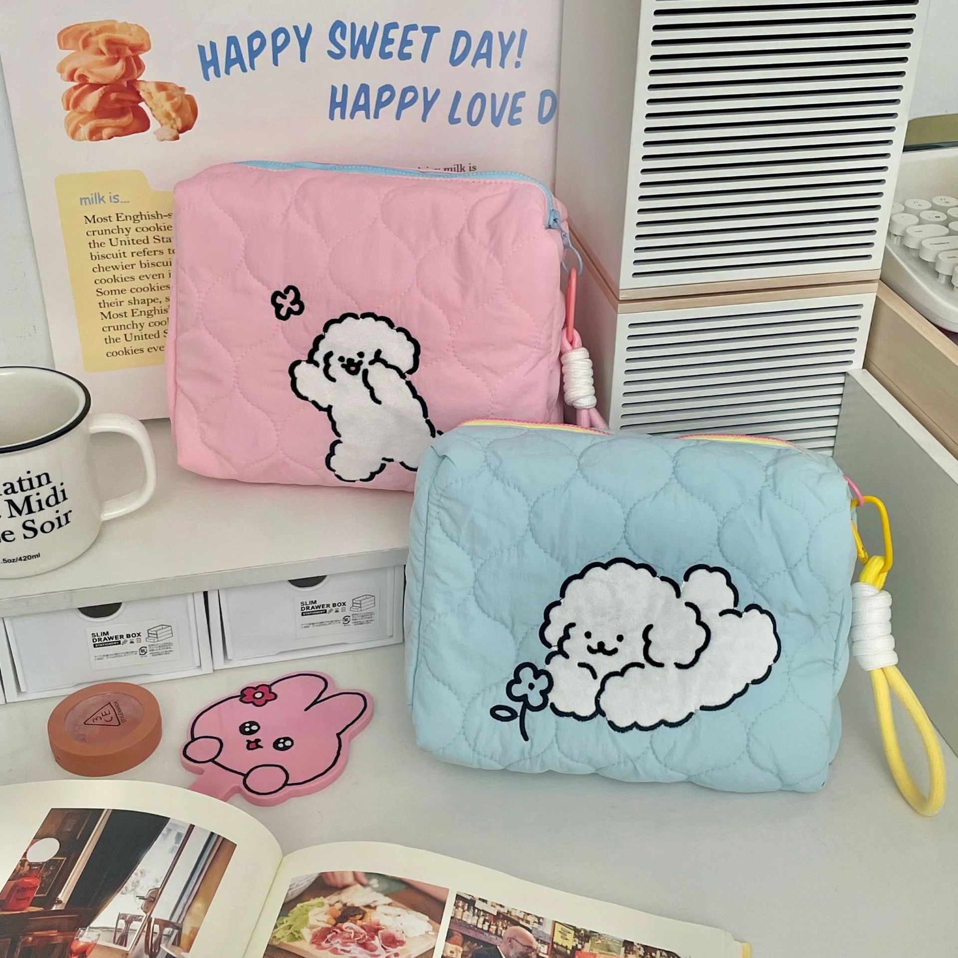 Cartoon line puppy makeup bag, women's portable large-capacity hand-carry toiletry bag, cosmetics storage bag details Picture