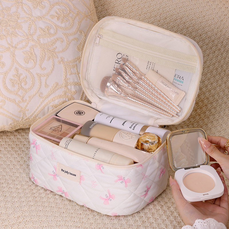 Small floral storage portable quilted cotton fabric bow makeup bag, large capacity, high-end multi-functional makeup bag Specification drawing