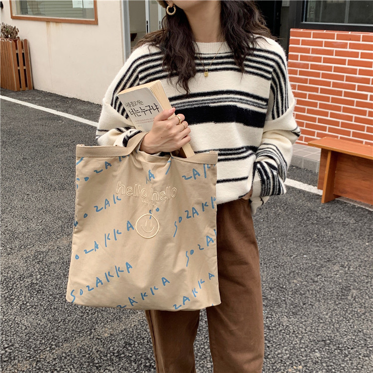 【 In Stock 】110182 Korean canvas bag, women's embroidered hello letter printed single-shoulder bag, simple and large capacity full figure