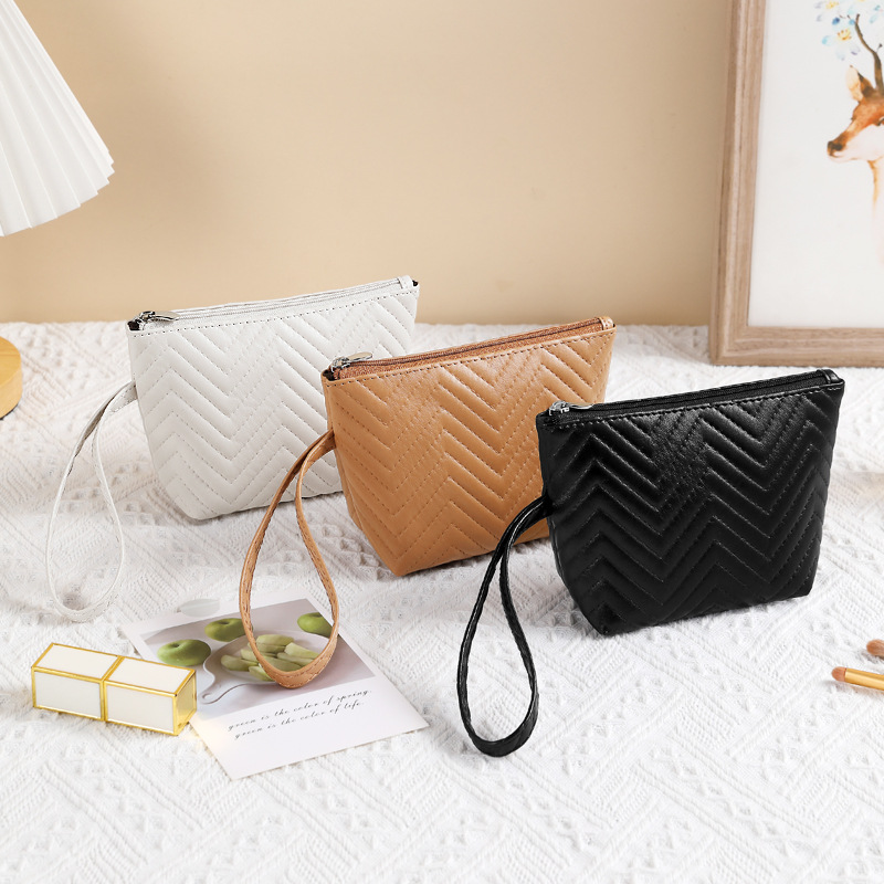 New Ailun cross-border makeup bag, portable small carry-on bag, storage bag, waterproof toiletry bag, portable dumpling bag for women full figure