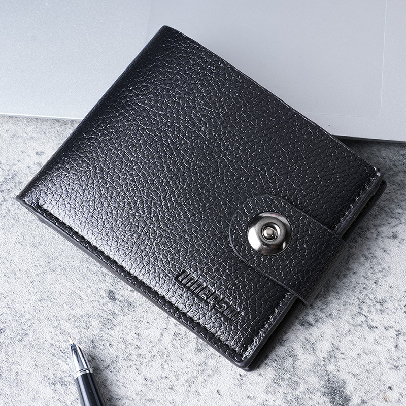 Magnetic buckle wallet, short men's wallet, with zipper, can hold driver's license, men's wallet, horizontal wallet full figure