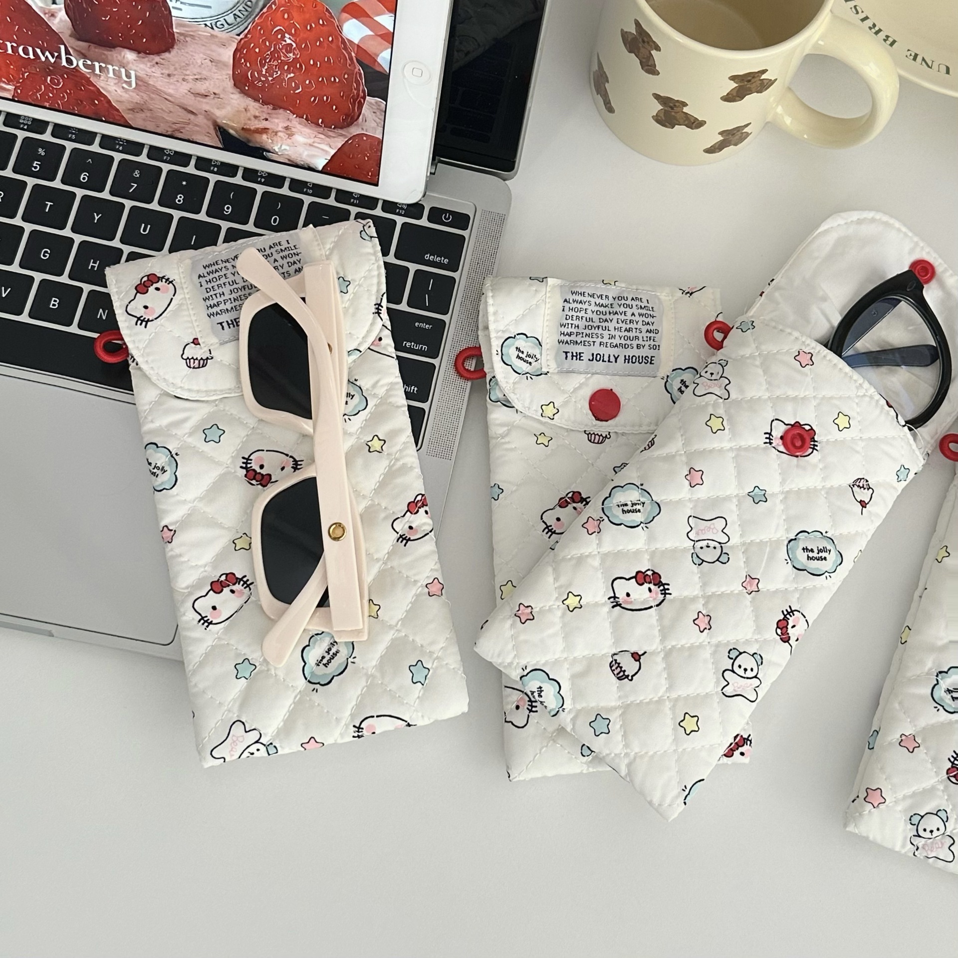 Cartoon cat glasses storage bag, portable cotton-padded pressure-resistant sunglasses bag, sunglasses storage bag, portable glasses case details Picture